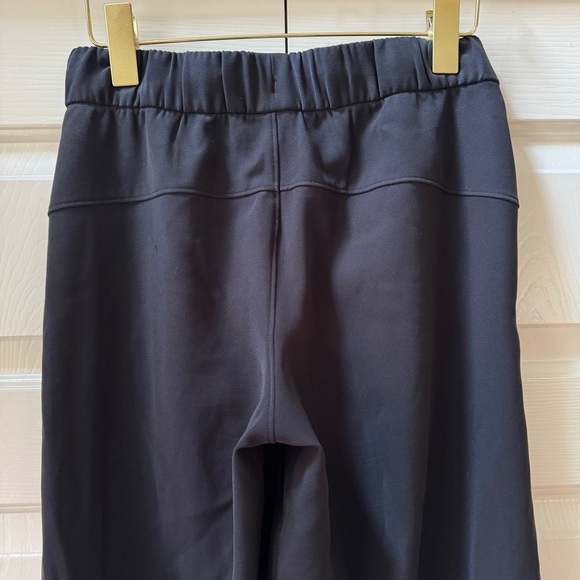 Lululemon On The Fly Wide Leg Woven Casual Pants Women’s size 4 - Picture 4 of 13